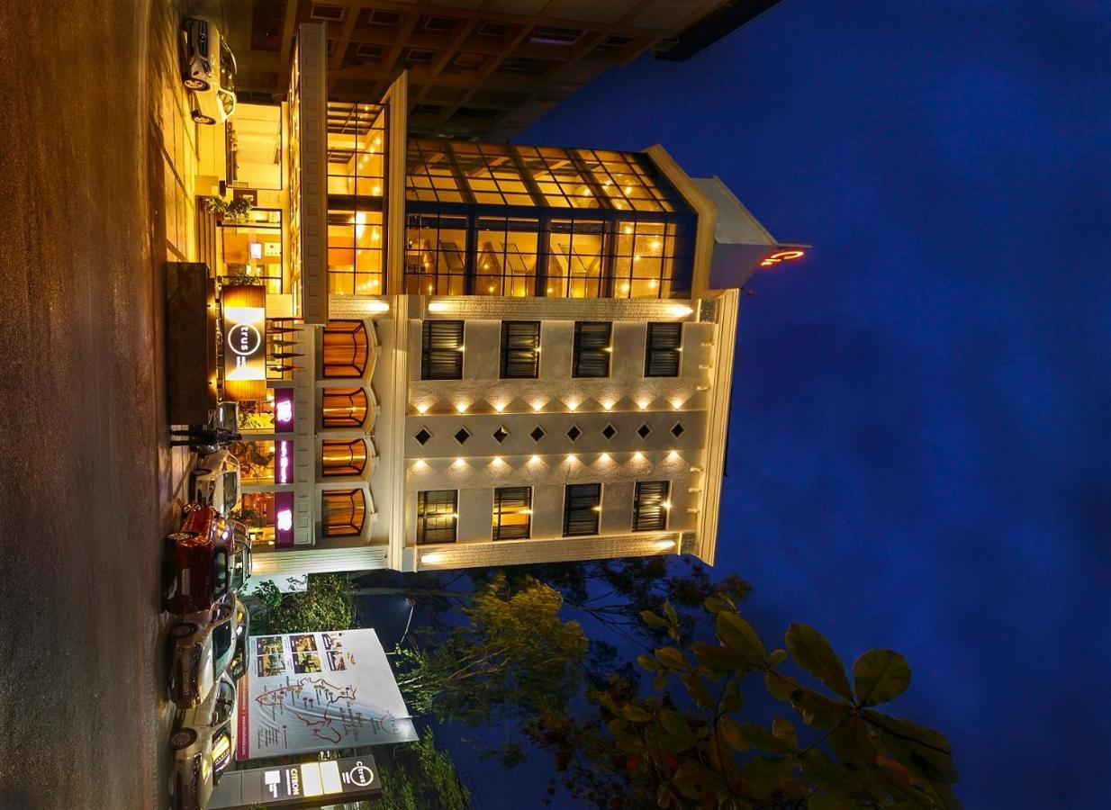 Citrus Hotel Kolhapur Buitenkant foto