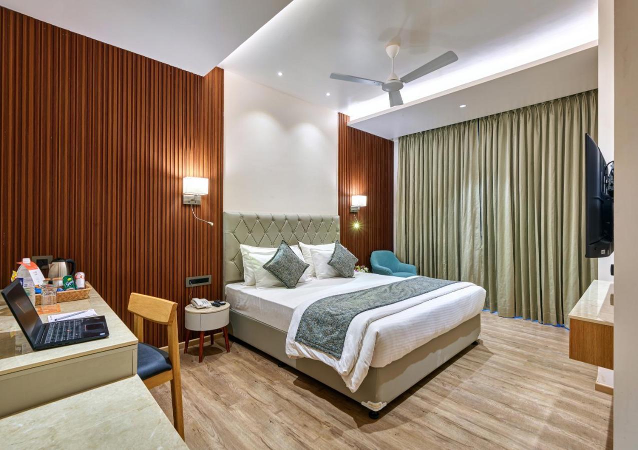 Citrus Hotel Kolhapur Buitenkant foto