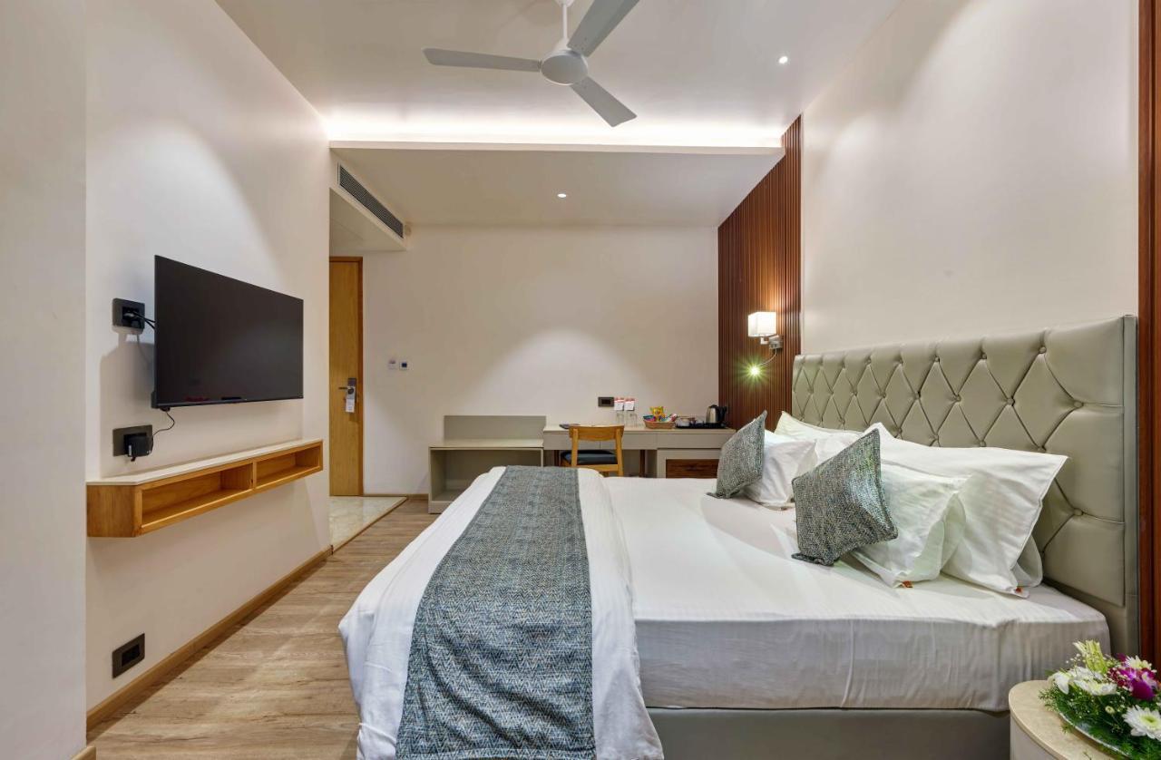 Citrus Hotel Kolhapur Buitenkant foto