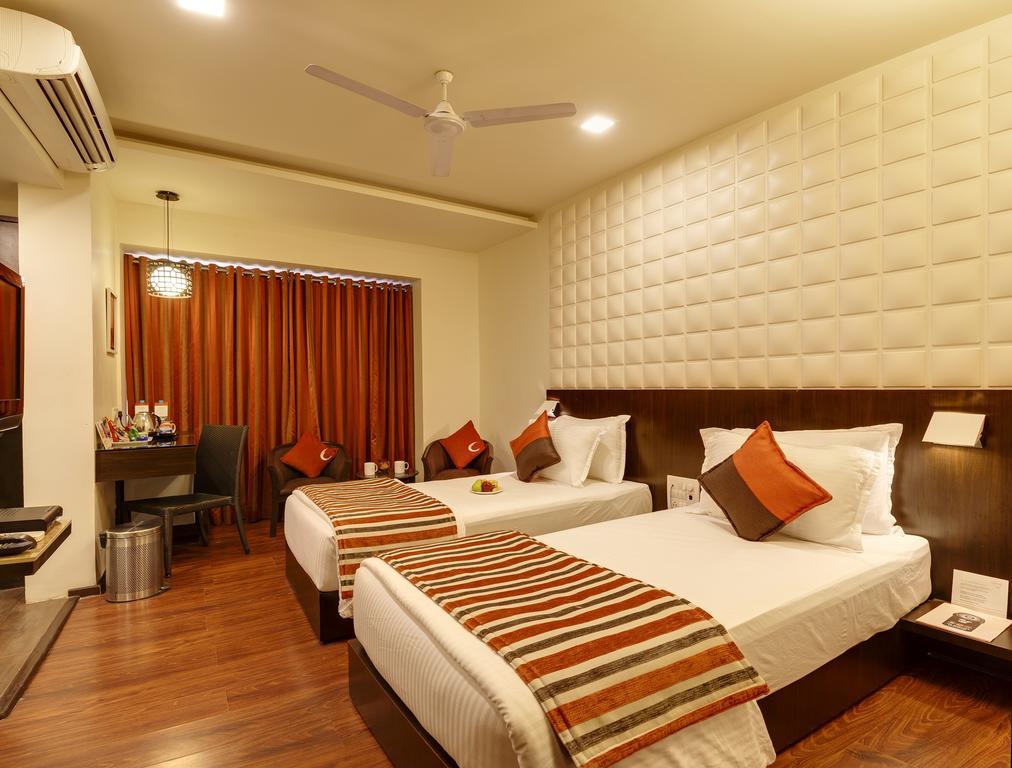 Citrus Hotel Kolhapur Buitenkant foto