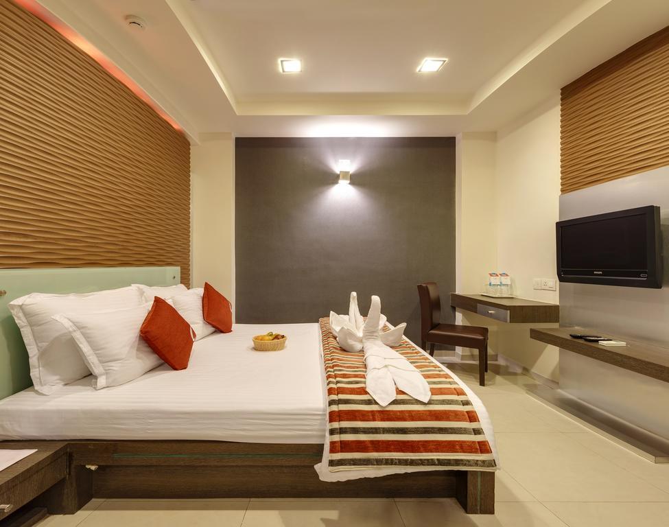 Citrus Hotel Kolhapur Buitenkant foto