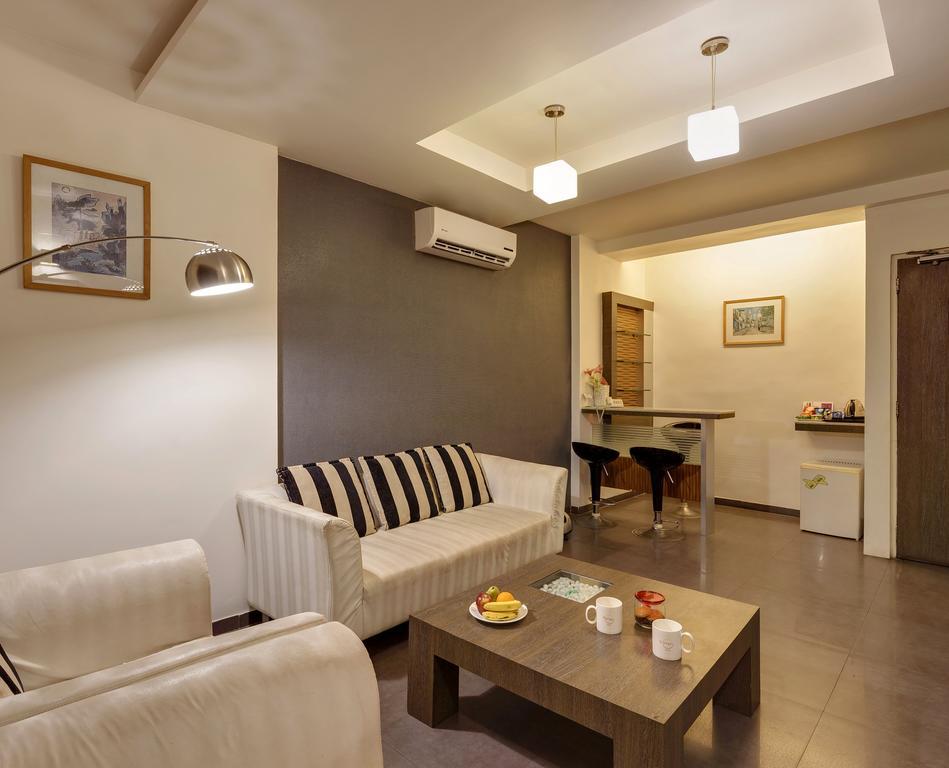 Citrus Hotel Kolhapur Buitenkant foto