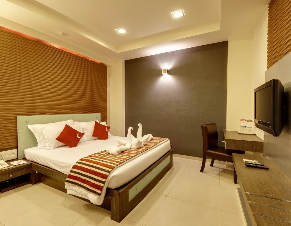 Citrus Hotel Kolhapur Buitenkant foto