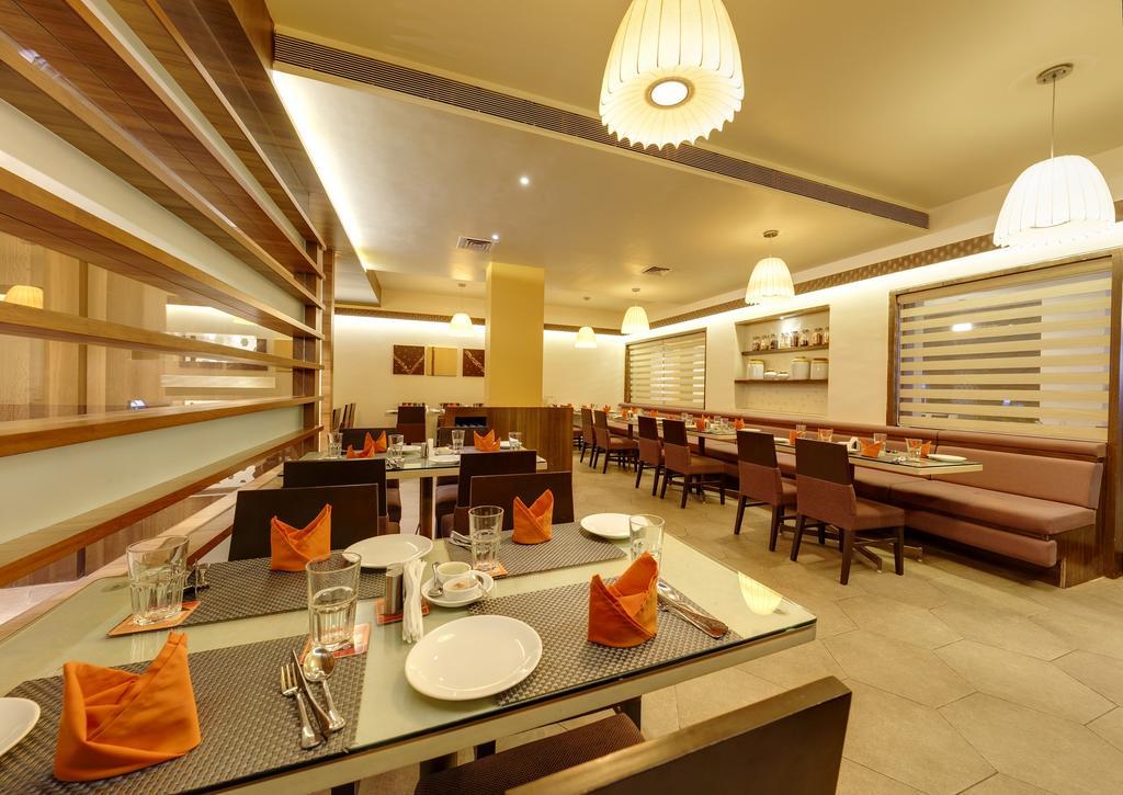 Citrus Hotel Kolhapur Buitenkant foto