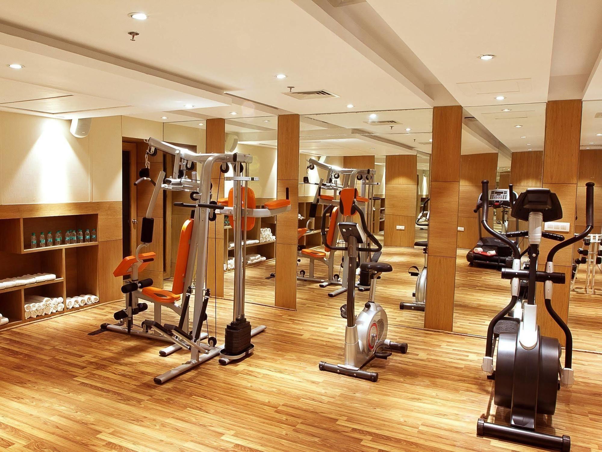 Citrus Hotel Kolhapur Buitenkant foto