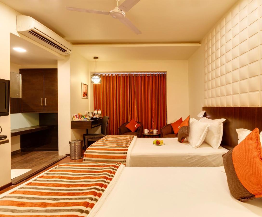 Citrus Hotel Kolhapur Buitenkant foto